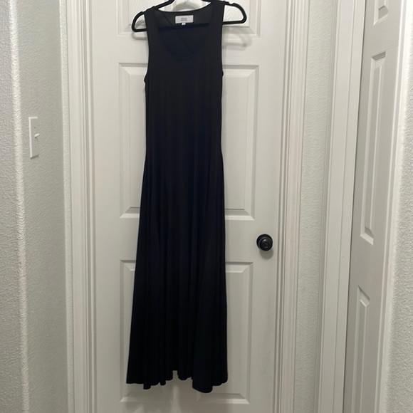 Textile Elizabeth and James Black Sleeveless Elle Long Maxi Dress SM Scoop Neck - Picture 1 of 7